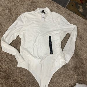 Banana republic large, bodysuit new with tags